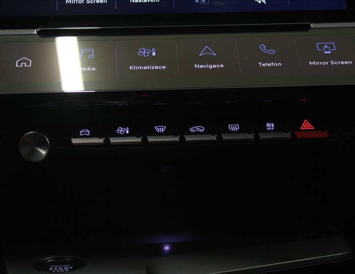 Peugeot 408 Liftback 1,6 l 165 kw