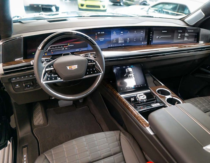 Cadillac Escalade 21