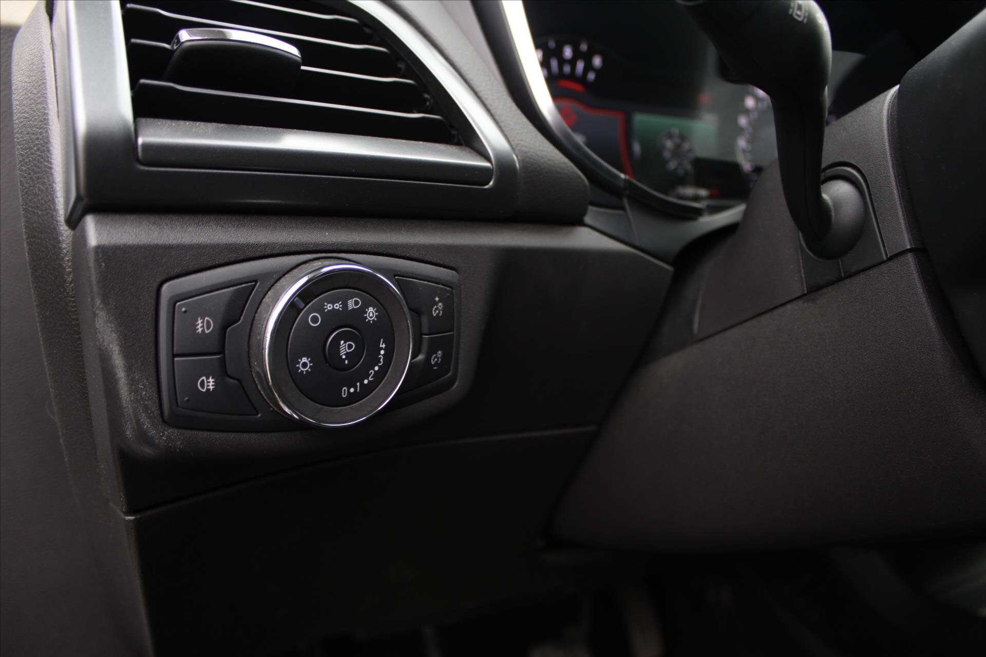 Ford Mondeo Kombi 2,0 l 110 kw