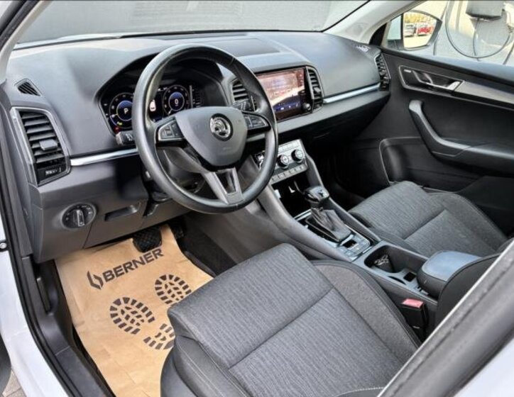 Škoda Karoq SUV / Terénní 2,0 l 110 kw