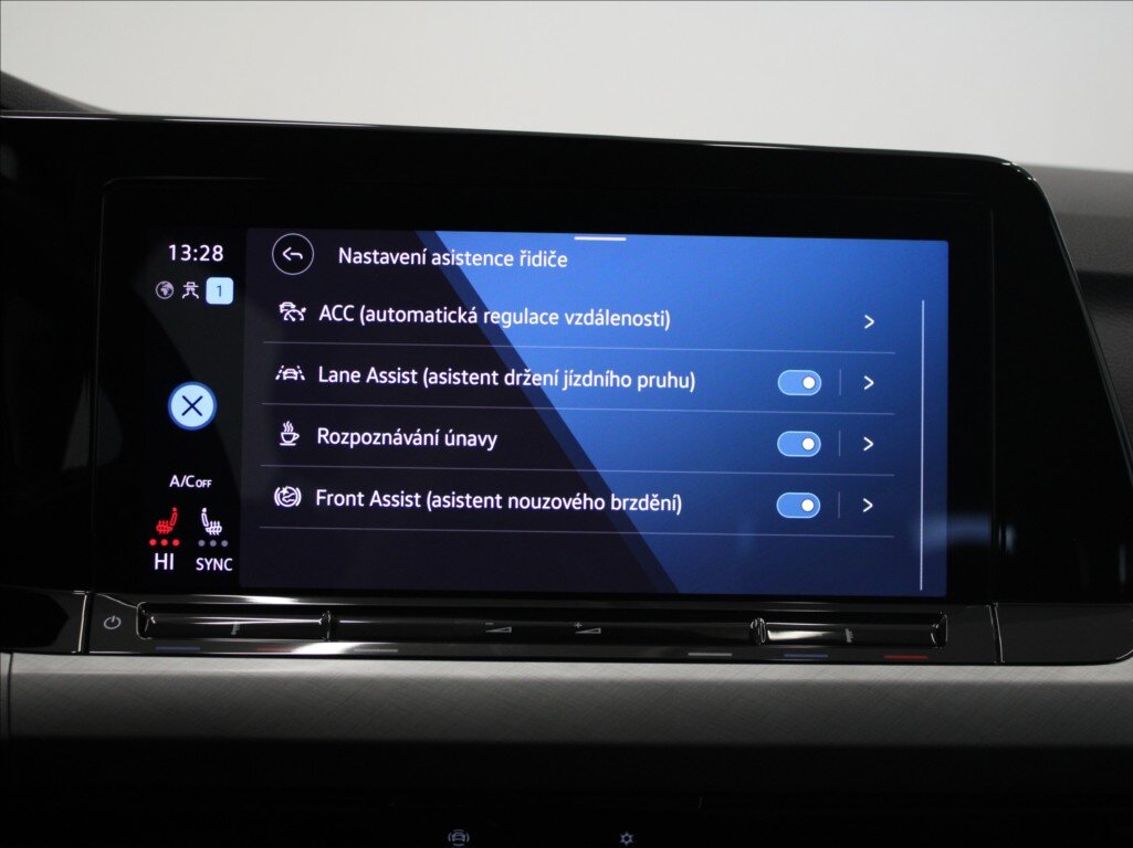 Volkswagen Golf Kombi 999,0 81 kw