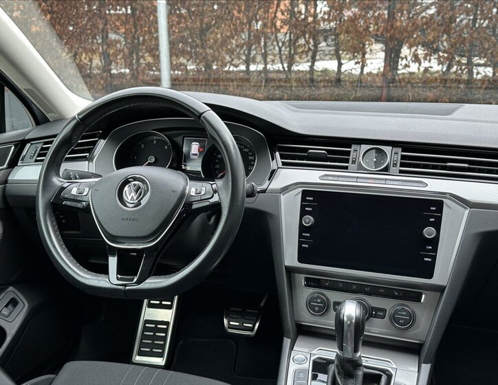 Volkswagen Passat Kombi 2,0 l 140 kw