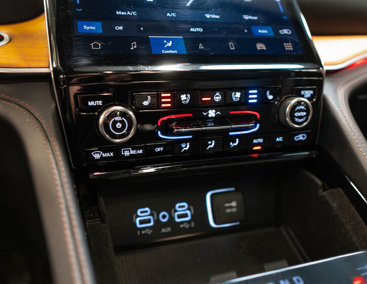 Jeep Grand Cherokee 31