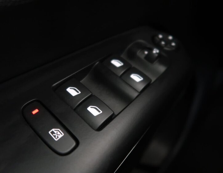 Citroën C5 Aircross SUV / Terénní 1,5 l 96 kw