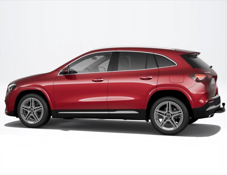 Mercedes-Benz GLA 4