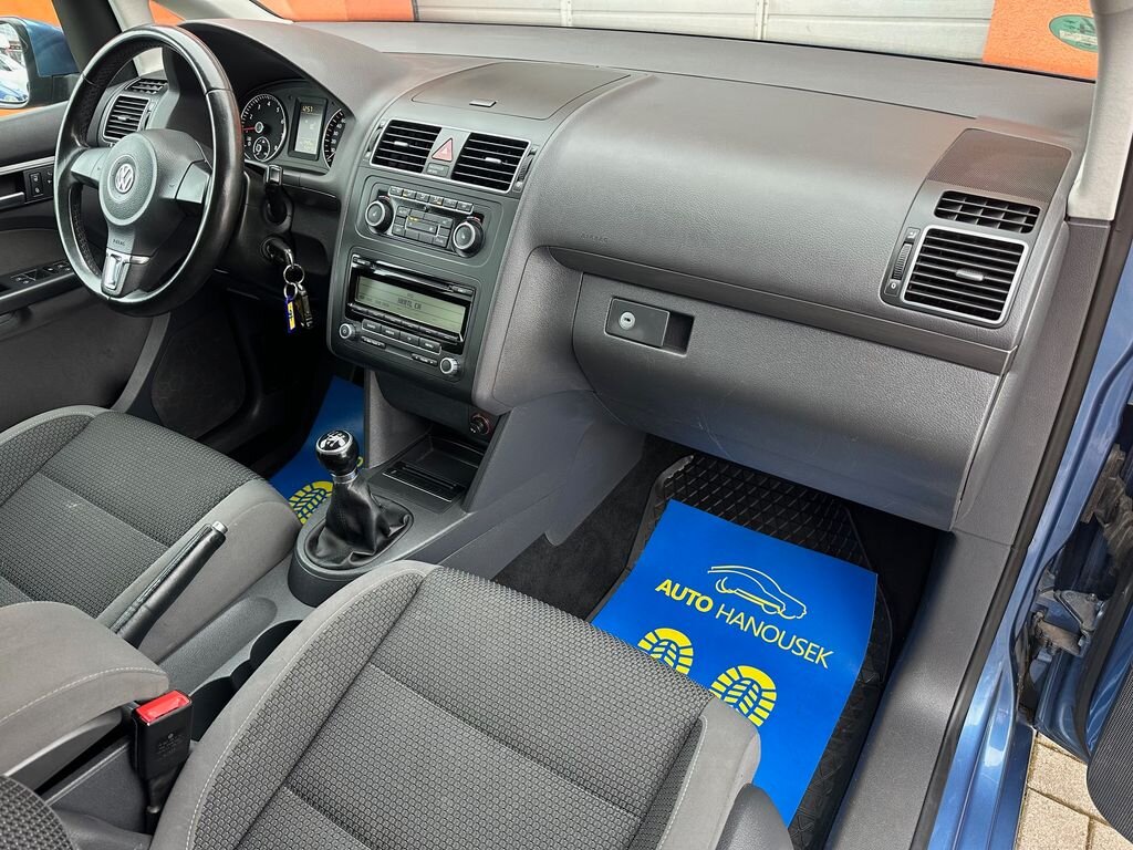 Volkswagen Touran MPV 1,2 l 77 kw