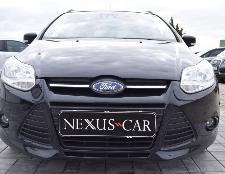 Ford Focus Kombi 998,0 92 kw