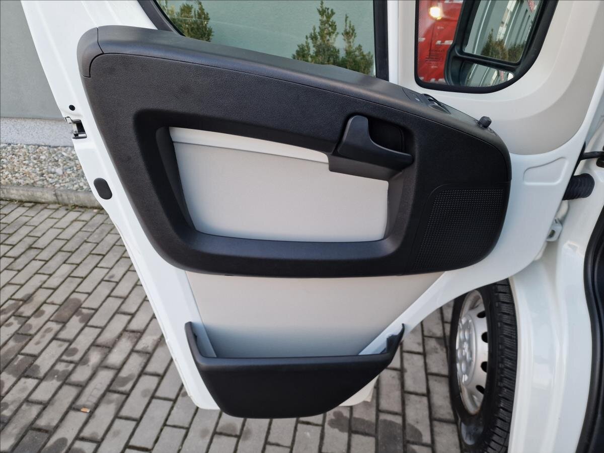 Peugeot Boxer Skříň 2,0 l 96 kw