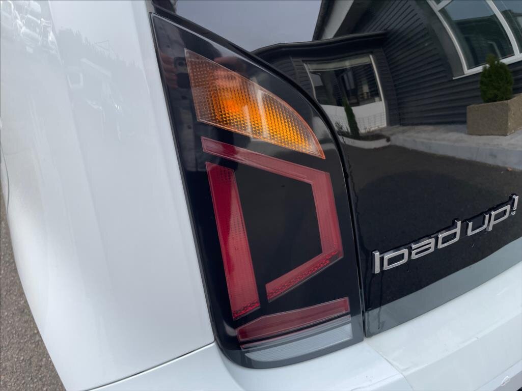 Volkswagen up! Hatchback 999,0 44 kw