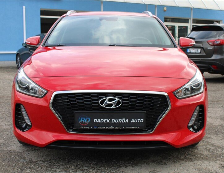 Hyundai i30 Kombi 998,0 88 kw