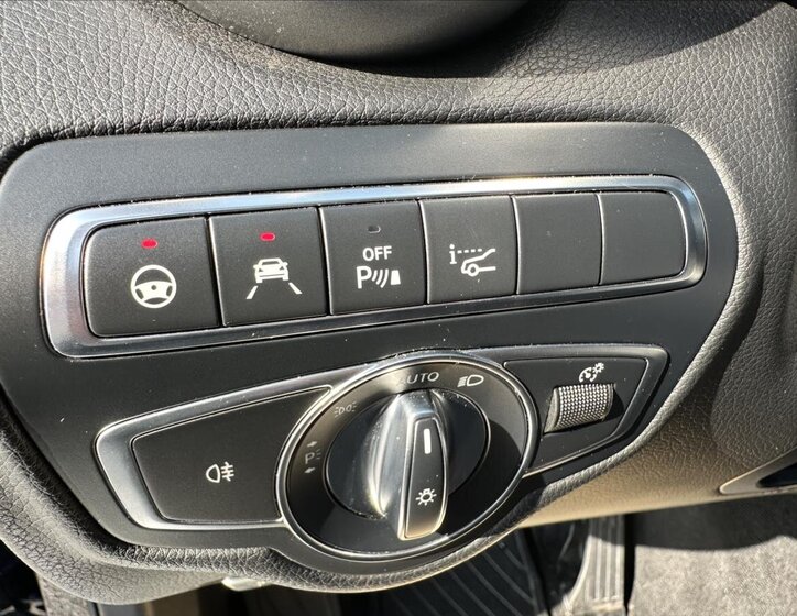 Mercedes-Benz GLC SUV / Terénní 3,0 l 190 kw