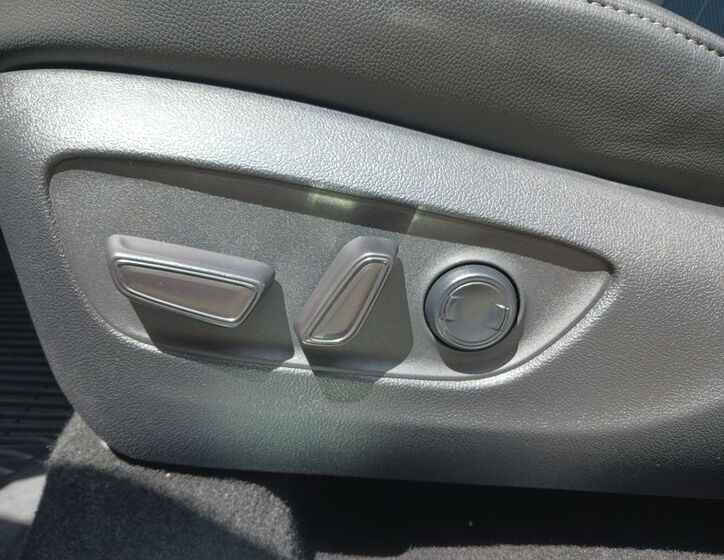 Toyota Highlander 23