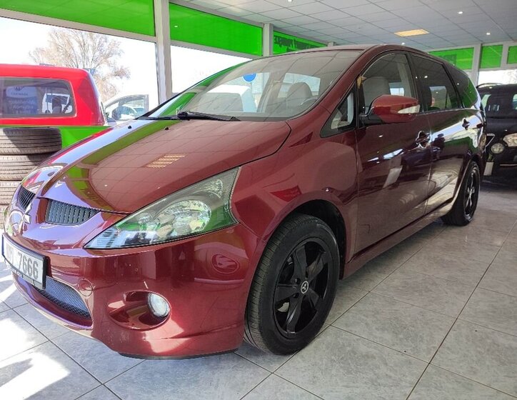Mitsubishi Grandis MPV 2,4 l 121 kw