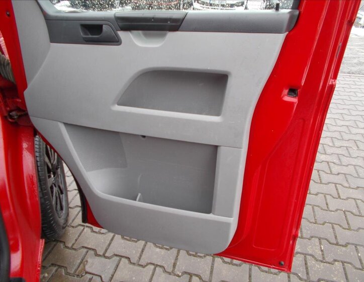 Volkswagen Transporter 24