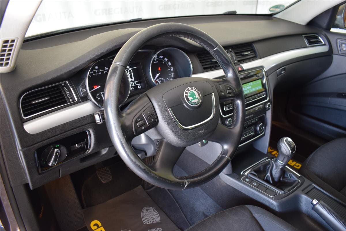 Škoda Superb Kombi 1,8 l 118 kw