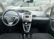 Toyota Verso Kombi 2,0 l 93 kw