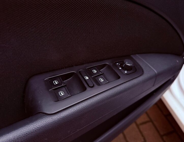 Škoda Superb Sedan 2,0 l 103 kw