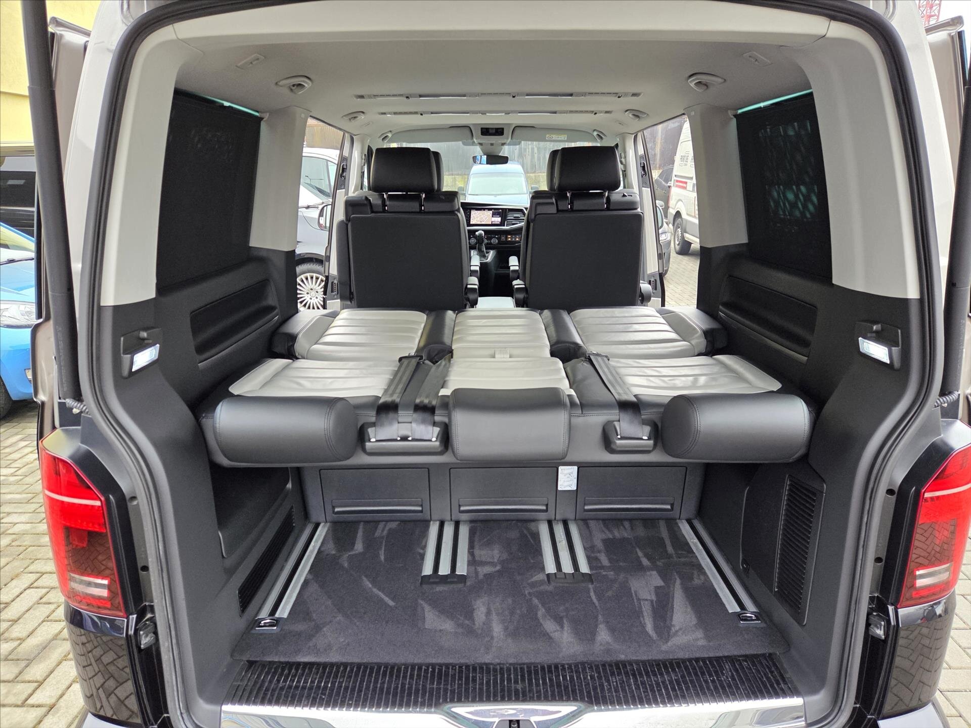 Volkswagen Multivan MPV 2,0 l 146 kw