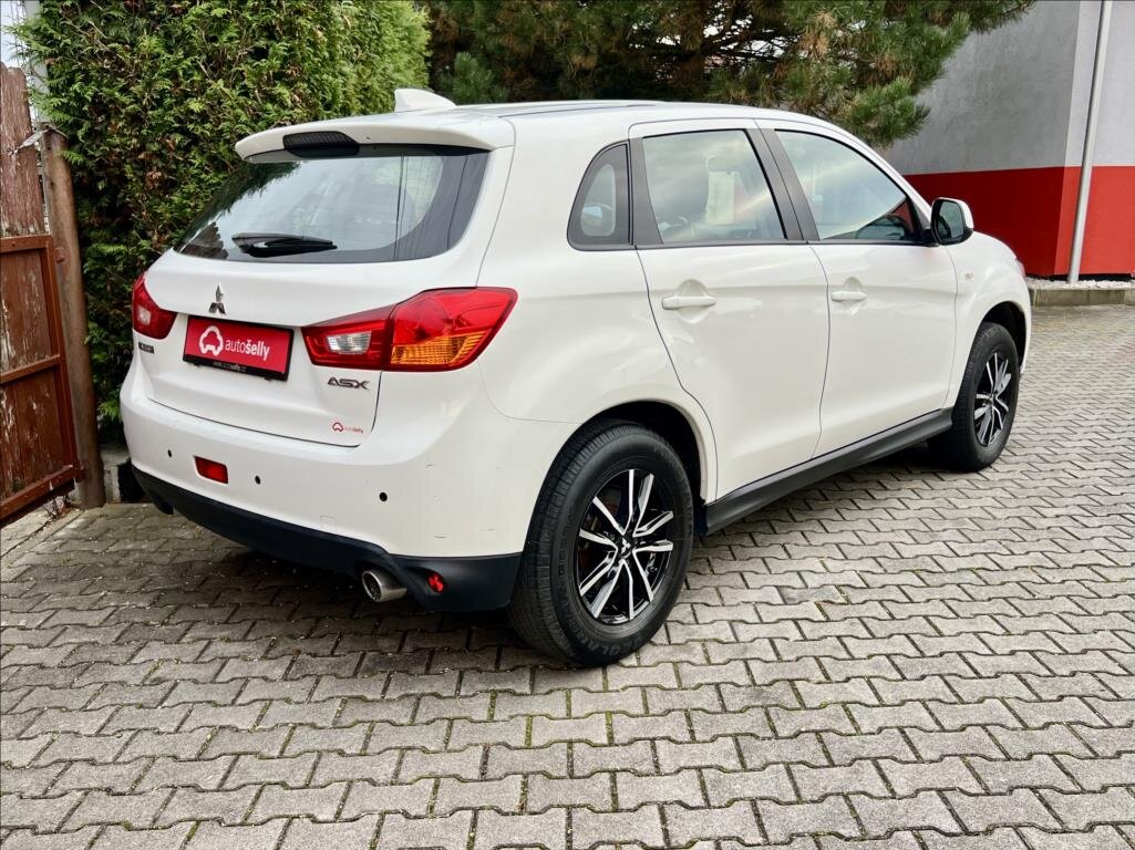 Mitsubishi ASX SUV 1,6 l 86 kw