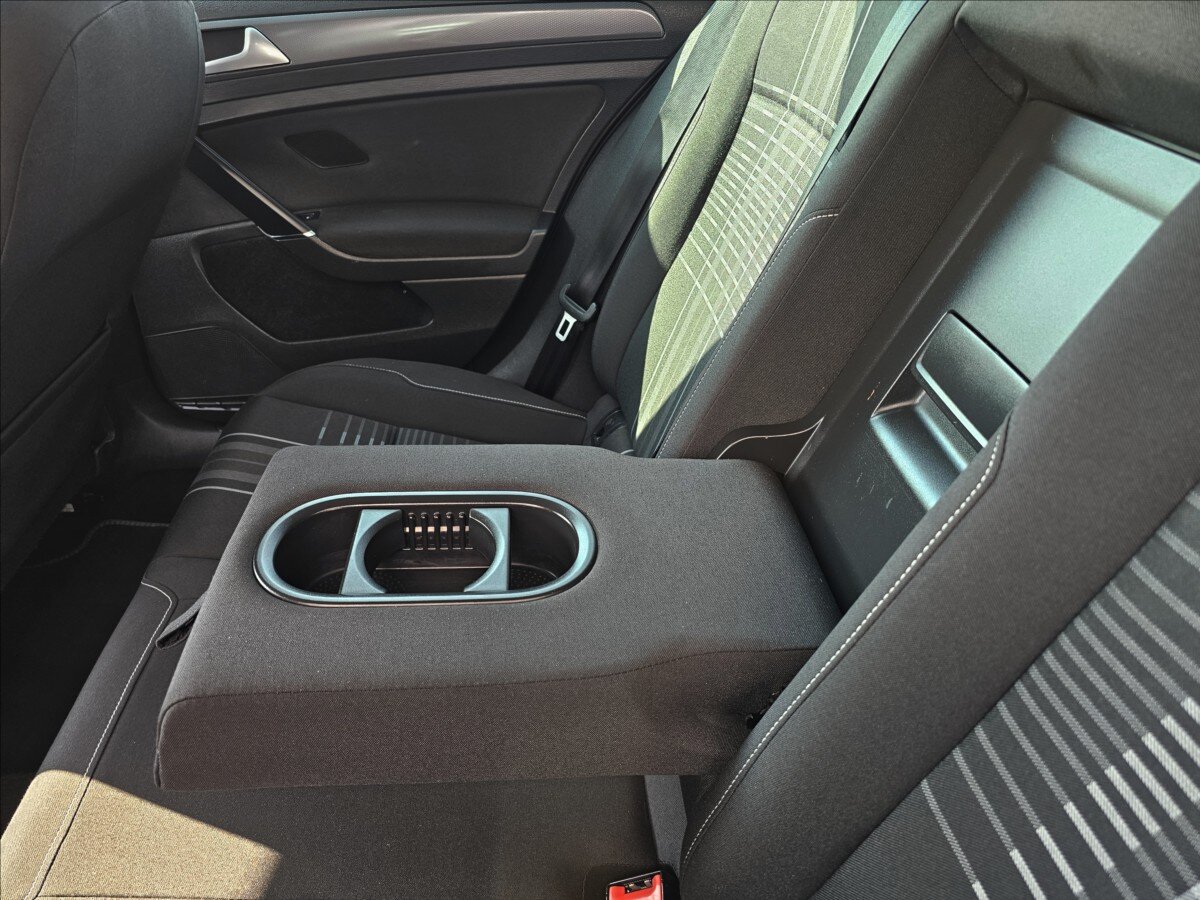 Volkswagen Golf Kombi 1,4 l 92 kw