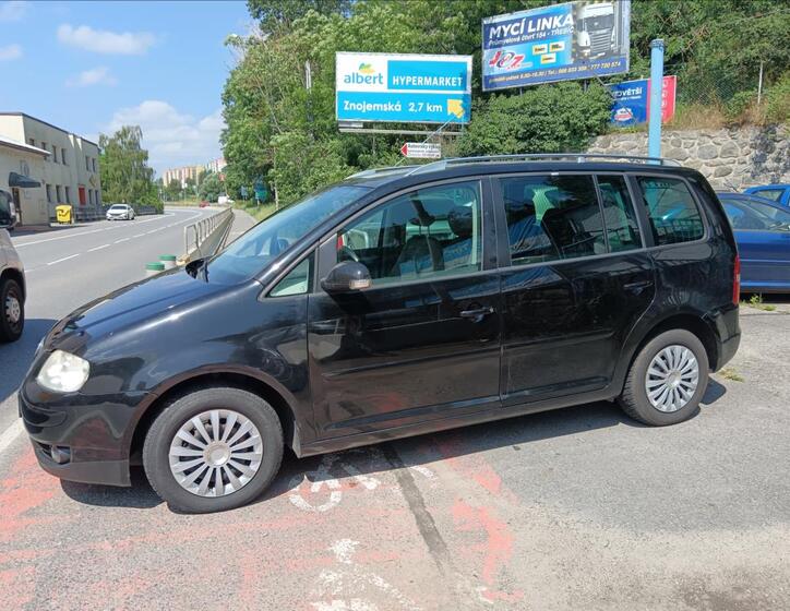 Volkswagen Touran 6