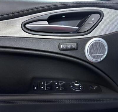 Alfa Romeo Stelvio 9