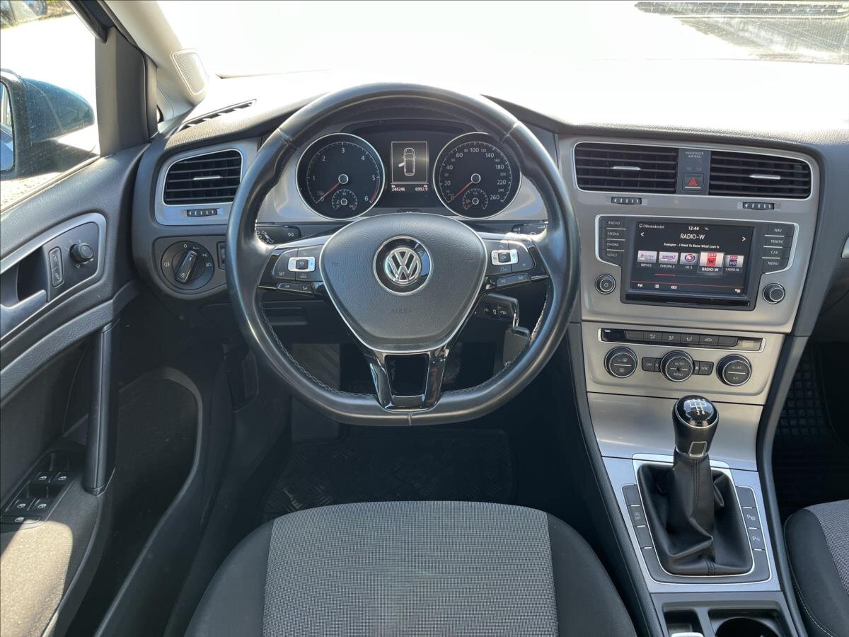 Volkswagen Golf Kombi 1,6 l 81 kw