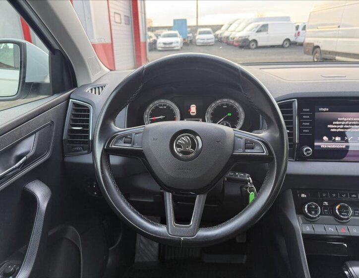 Škoda Karoq SUV / Terénní 1,6 l 85 kw
