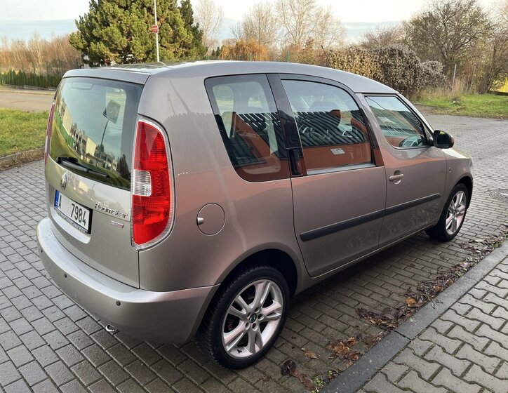 Škoda Roomster 5