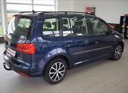 Volkswagen Touran 6