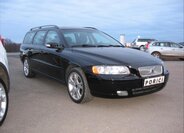Volvo V70 3