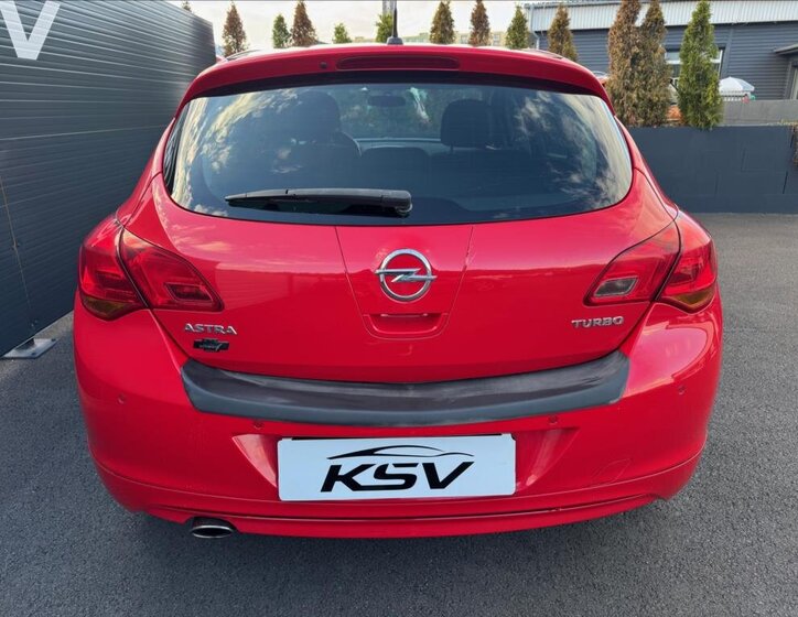 Opel Astra Hatchback 1,4 l 103 kw