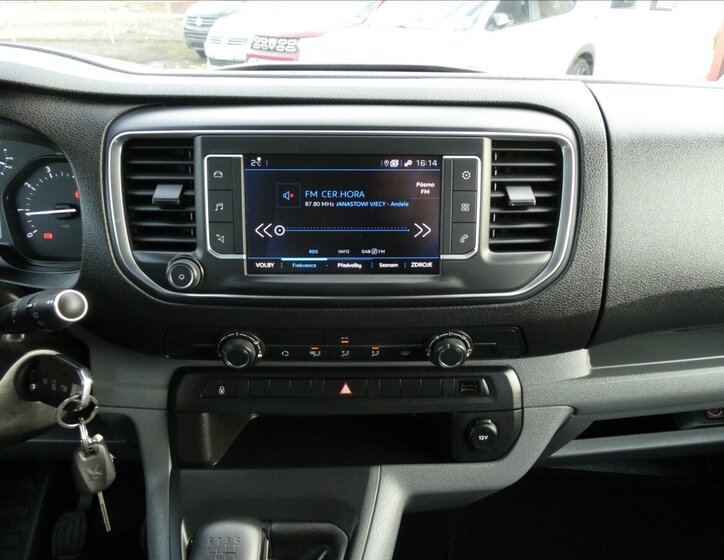 Peugeot Expert Kombi 1,5 l 88 kw