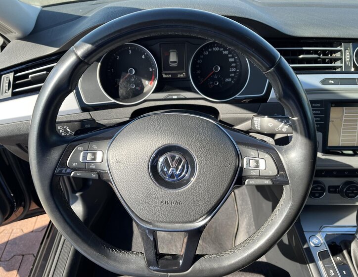 Volkswagen Passat Kombi 2,0 l 110 kw