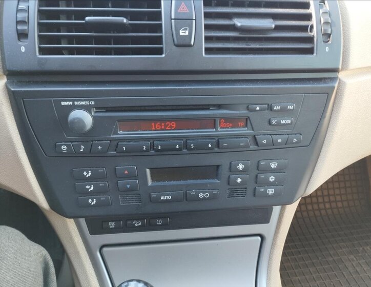 BMW X3 SUV / Terénní 2,0 l 110 kw