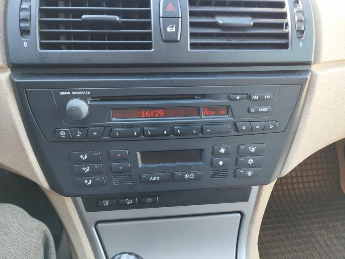 BMW X3 SUV / Terénní 2,0 l 110 kw