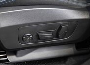 BMW X2 SUV 2,0 l 221 kw