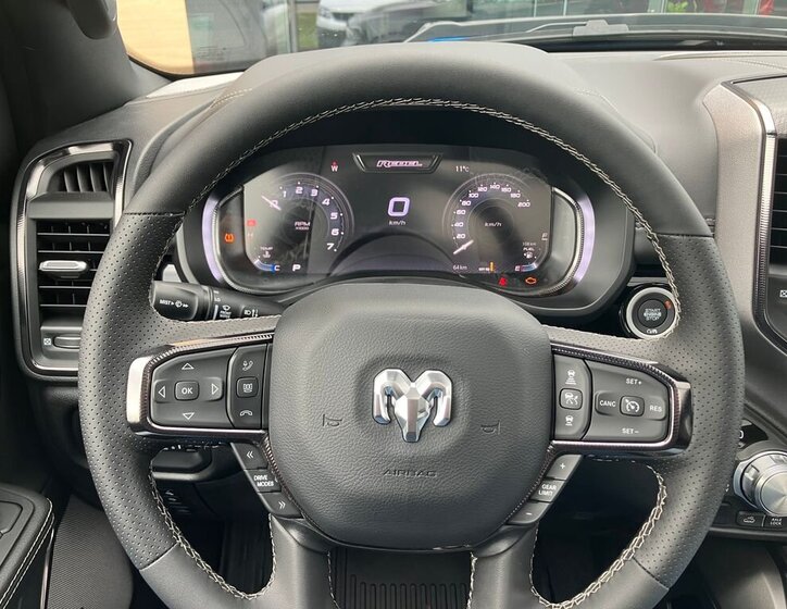 Dodge RAM Pick-up 3,0 l 313 kw