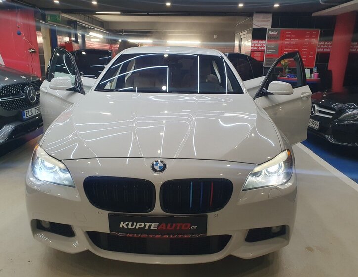BMW Řada 5 Sedan / Limuzína 3,0 l 230 kw