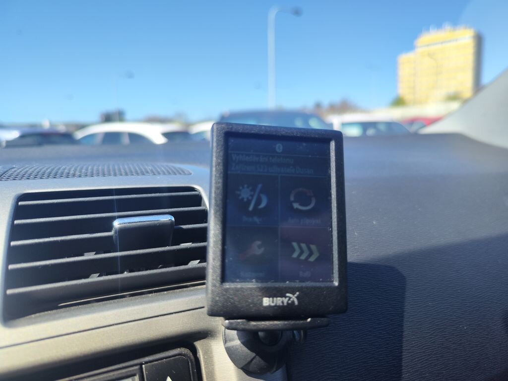 Toyota Avensis Kombi 2,0 l 93 kw