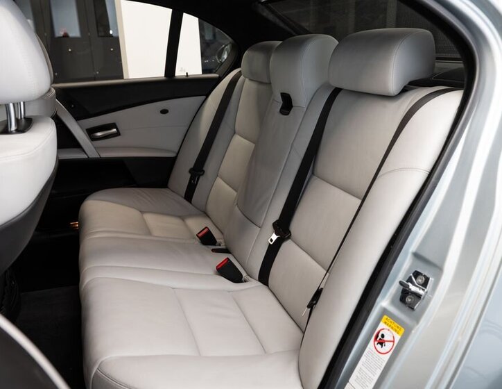 BMW M5 Sedan / Limuzína 5,0 l 373 kw