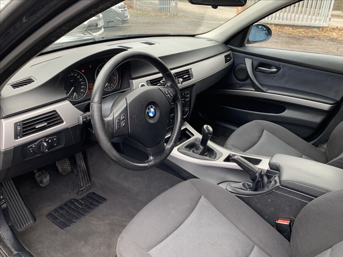 BMW Řada 3 Sedan 2,0 l 90 kw