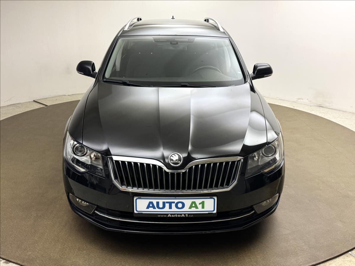 Škoda Superb Kombi 2,0 l 103 kw