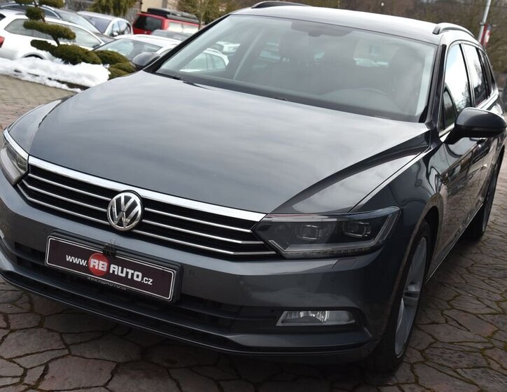 Volkswagen Passat Kombi 2,0 l 110 kw