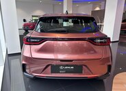 Lexus LBX SUV / Terénní 1,5 l 100 kw