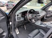 BMW X7 SUV / Terénní 4,4 l 390 kw