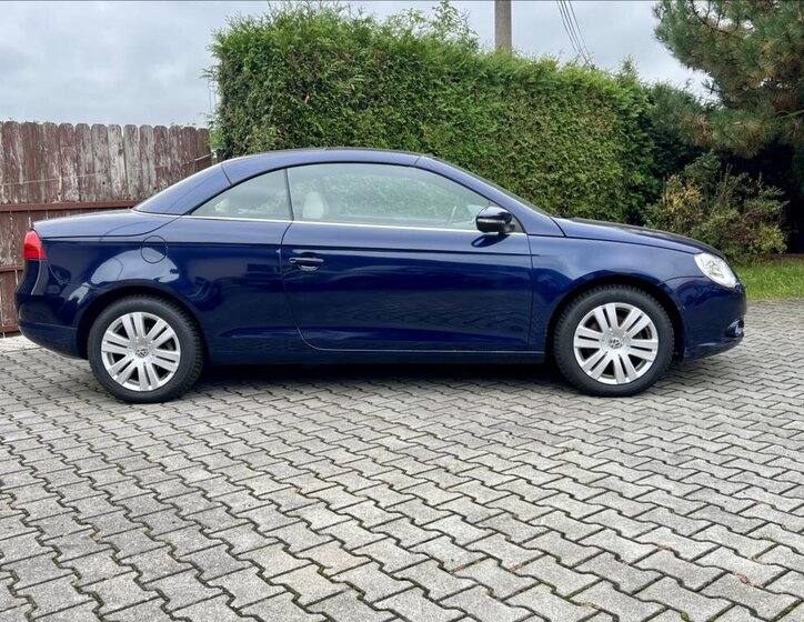Volkswagen EOS 9