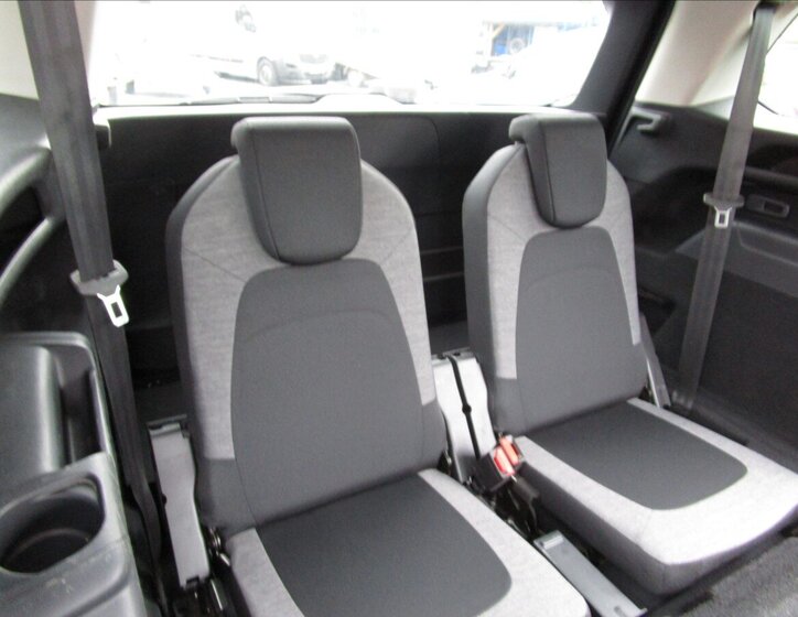 Citroën Grand C4 Picasso MPV 2,0 l 110 kw