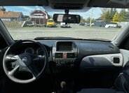 Nissan Almera Hatchback 1,5 l 72 kw