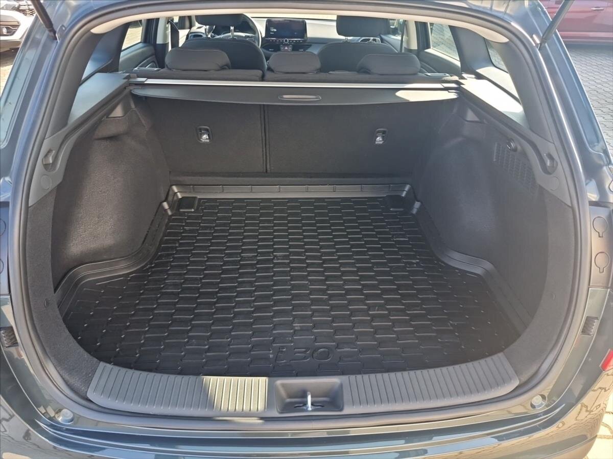 Hyundai i30 Kombi 1,5 l 70 kw